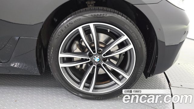BMW Gran Turismo 2023 — photo 7