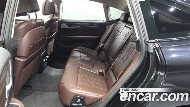 BMW Gran Turismo 2023 — photo 16
