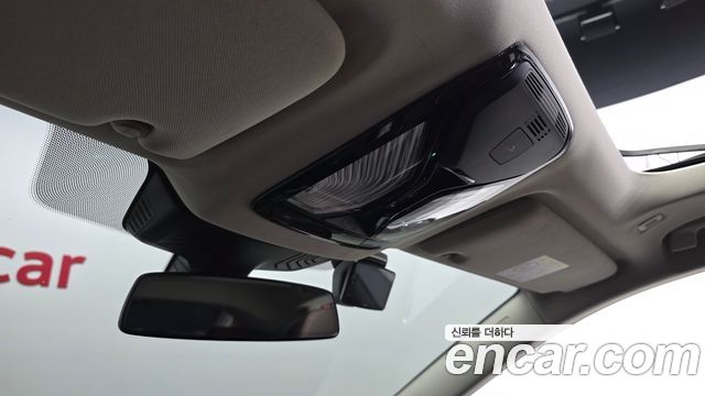 BMW Gran Turismo 2023 — photo 27
