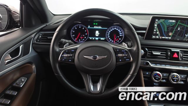 Genesis G70 2018 — photo 18
