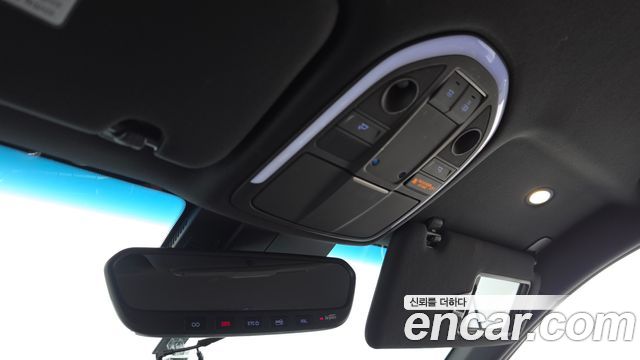 Genesis G70 2018 — photo 23