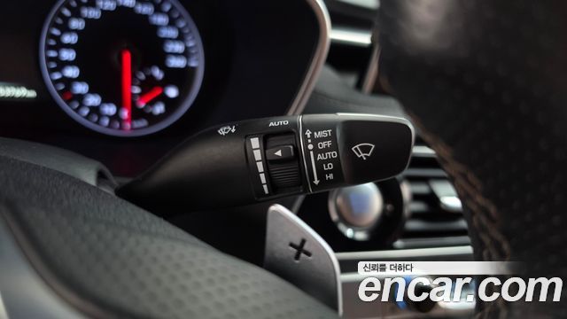 Genesis G70 2018 — photo 25