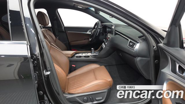 Genesis G70 2018 — photo 16
