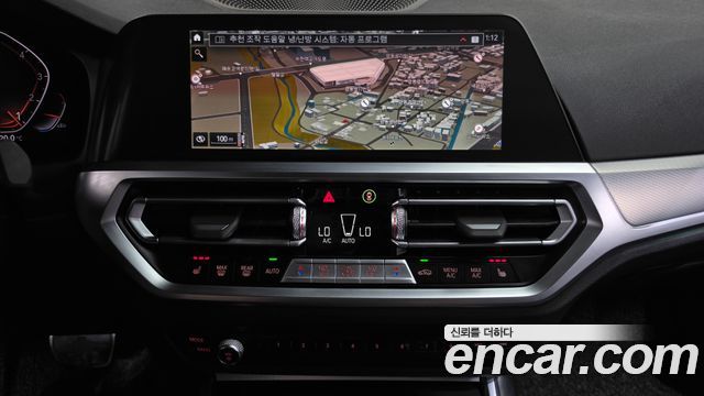 BMW 3-Series 2022 — photo 18