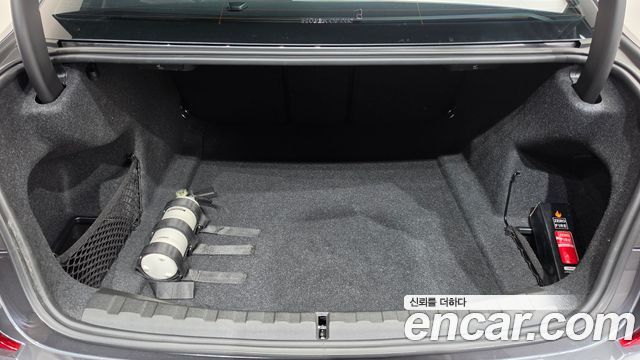 BMW 3-Series 2022 — photo 26