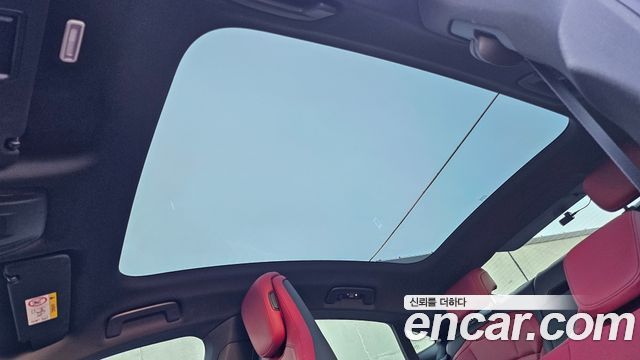 Porsche Taycan 2024 — photo 16