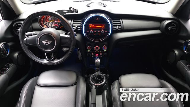 Mini Cooper 2017 — photo 10