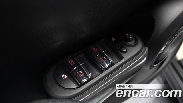 Mini Cooper 2017 — photo 26