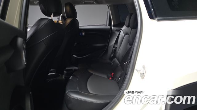 Mini Cooper 2017 — photo 16