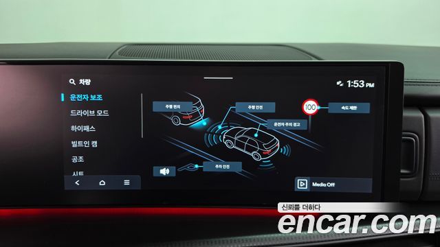 Hyundai Santafe 2024 — photo 34