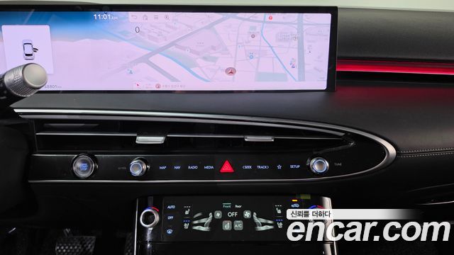 Genesis GV70 2025 — photo 21