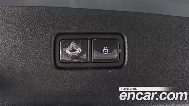 Genesis GV70 2025 — photo 23