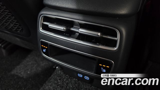 Genesis GV70 2025 — photo 32
