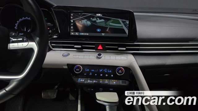 Hyundai AVANTE 2021 — photo 20