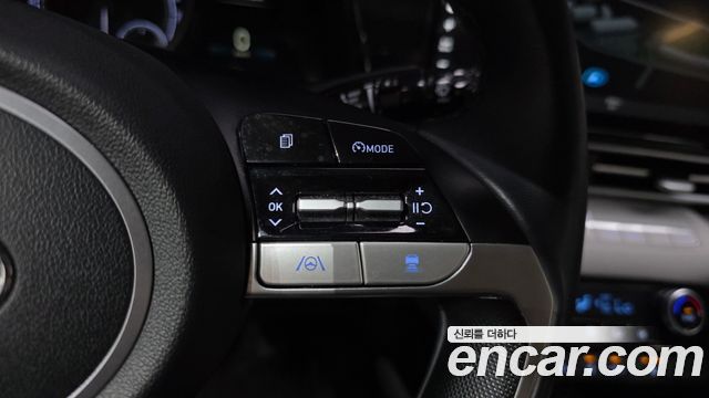 Hyundai AVANTE 2021 — photo 32
