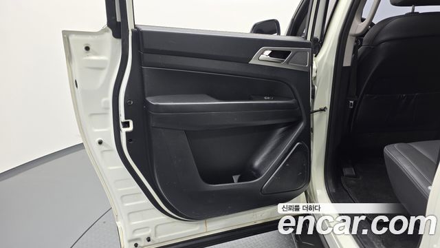 KG Mobility Rexton 2019 — photo 15