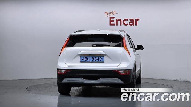 Kia Niro 2023 — photo 4