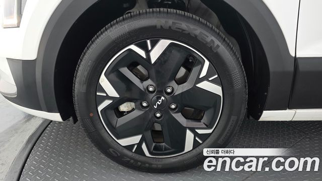 Kia Niro 2023 — photo 5