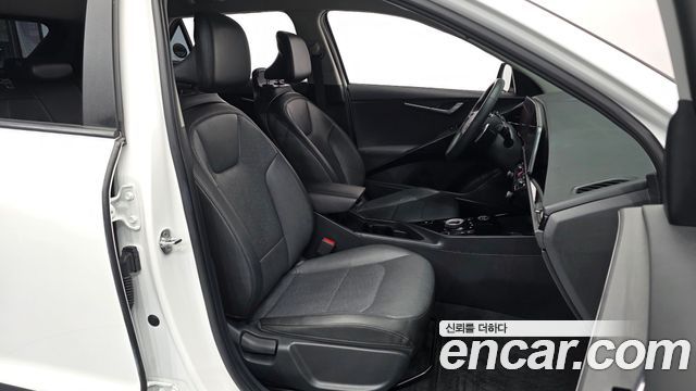 Kia Niro 2023 — photo 11