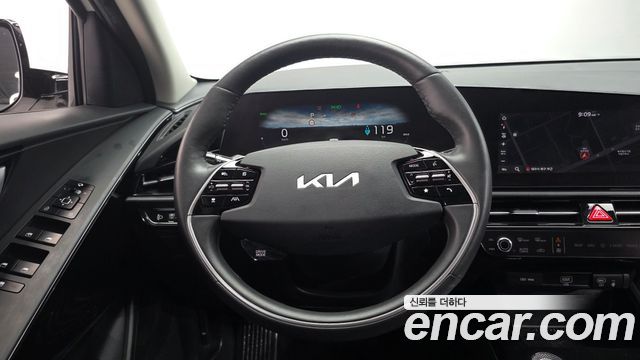 Kia Niro 2023 — photo 13