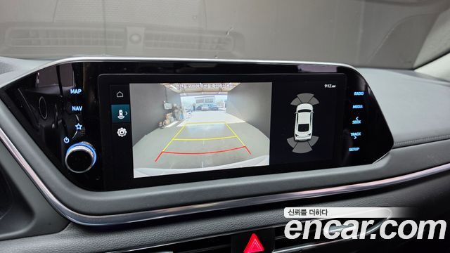 Hyundai Sonata 2023 — photo 21
