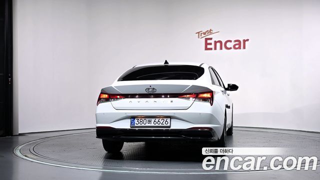 Hyundai AVANTE 2023 — photo 4