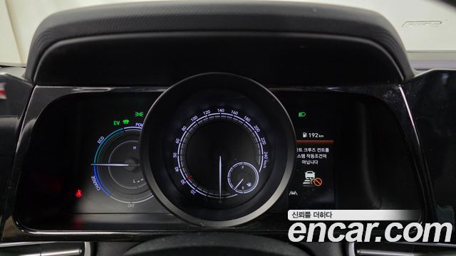 Hyundai AVANTE 2023 — photo 11