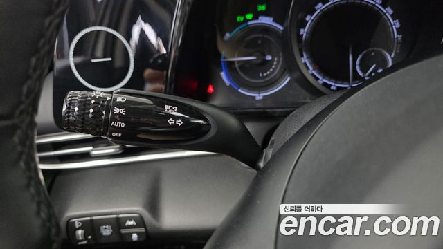 Hyundai AVANTE 2023 — photo 25
