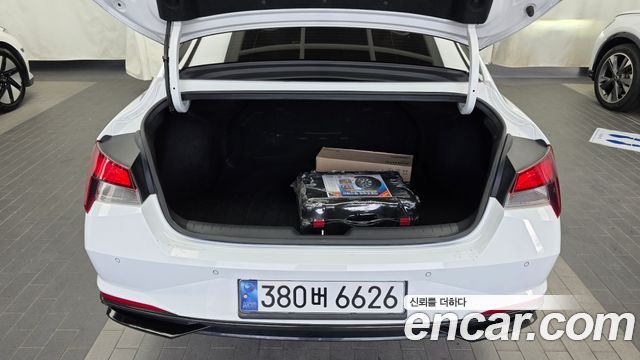 Hyundai AVANTE 2023 — photo 26