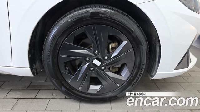 Hyundai AVANTE 2023 — photo 7