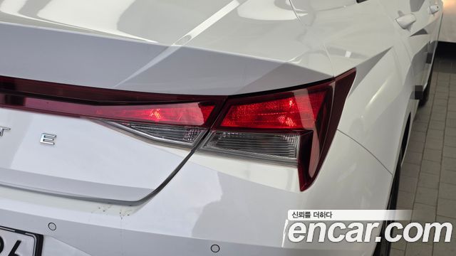 Hyundai AVANTE 2023 — photo 9