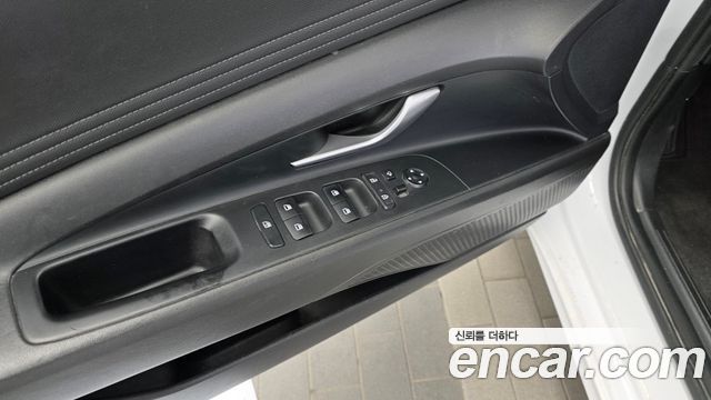 Hyundai AVANTE 2023 — photo 28