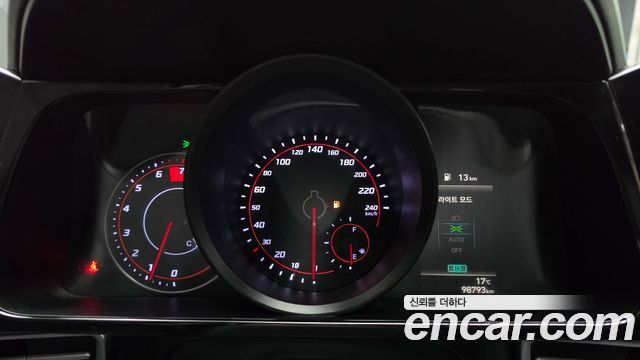 Hyundai AVANTE 2021 — photo 11