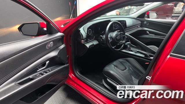 Hyundai AVANTE 2021 — photo 13
