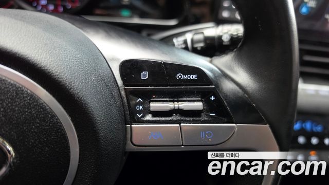 Hyundai AVANTE 2021 — photo 23
