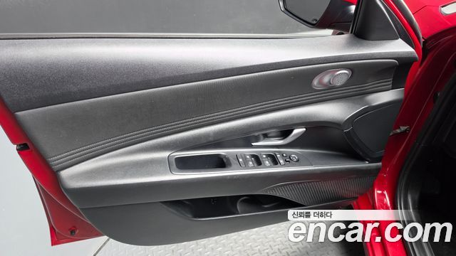 Hyundai AVANTE 2021 — photo 14