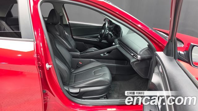 Hyundai AVANTE 2021 — photo 16