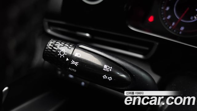 Hyundai AVANTE 2021 — photo 30