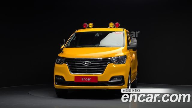 Hyundai Starex 2019 — photo 3