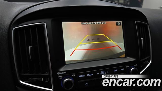Hyundai Starex 2019 — photo 21