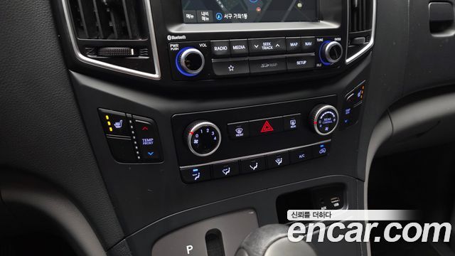Hyundai Starex 2019 — photo 23