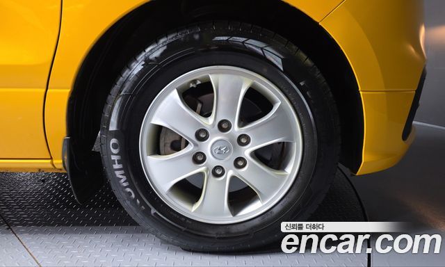 Hyundai Starex 2019 — photo 7