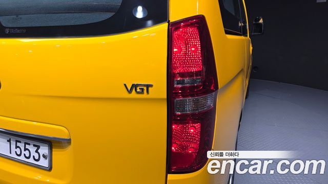 Hyundai Starex 2019 — photo 9