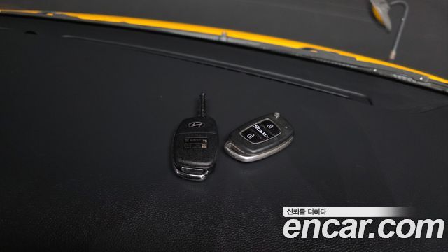 Hyundai Starex 2019 — photo 28