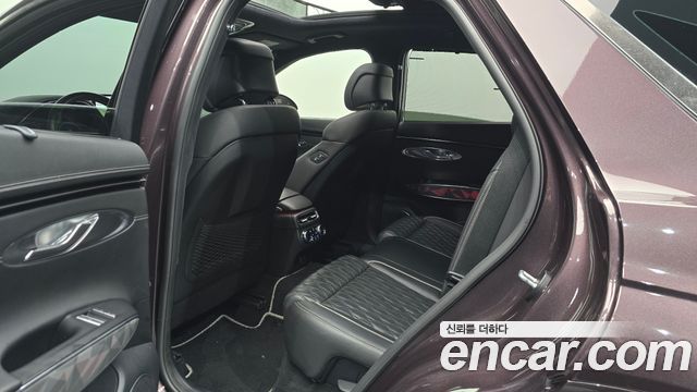 Genesis GV70 2021 — photo 17