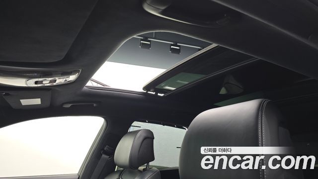Genesis GV70 2021 — photo 25