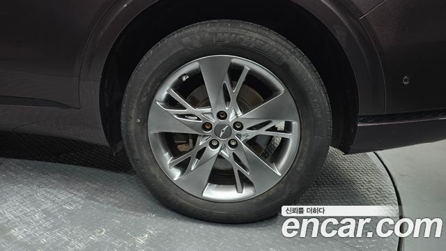 Genesis GV70 2021 — photo 7
