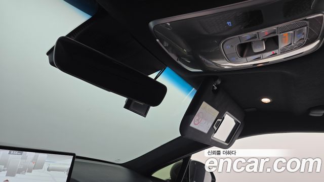 Genesis GV70 2021 — photo 27