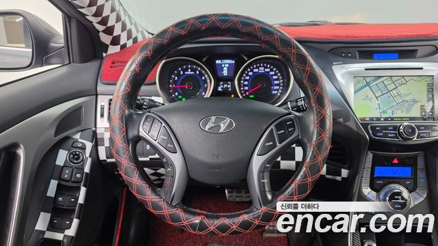 Hyundai AVANTE 2013 — photo 20