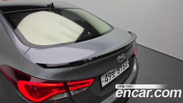 Hyundai AVANTE 2013 — photo 32